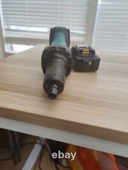 Makita DGD800Z 18V Li-Ion LXT Die Grinder With 2x Batteries and Charger