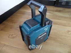 Makita Dab FM Site Radio Bluetooth 40V 18 14.4 12 volt LXT XGT CXT battery MR007