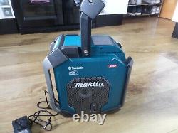 Radio de chantier Makita Dab FM Bluetooth 40V 18 14.4 12 volts avec batterie LXT XGT CXT MR007