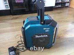 Radio de chantier Makita Dab FM Bluetooth 40V 18 14.4 12 volts avec batterie LXT XGT CXT MR007